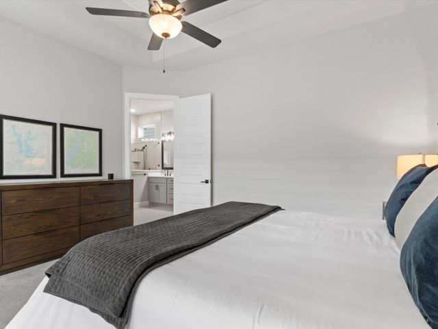 8805 Grand Avenue, North Richland Hills, TX 76180