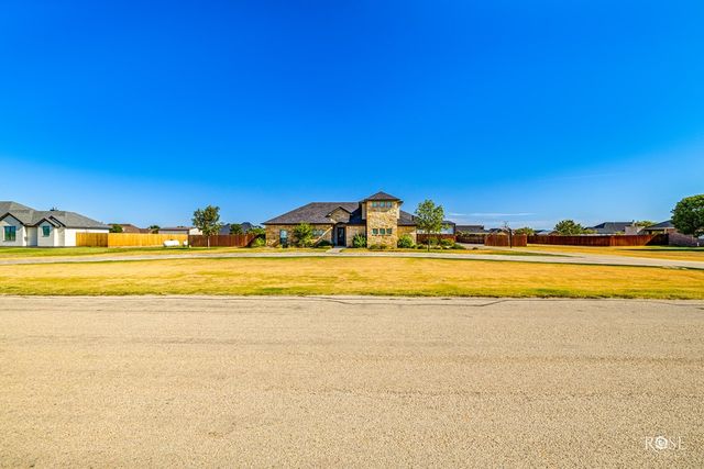 8214 Waterloo Drive, San Angelo, TX 76905