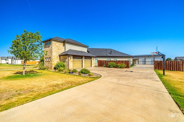 8214 Waterloo Drive, San Angelo, TX 76905