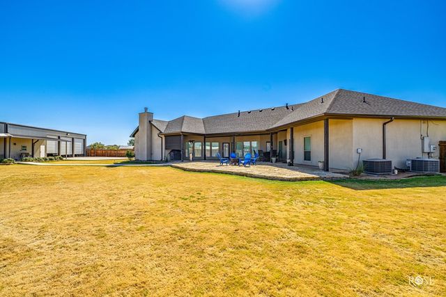 8214 Waterloo Drive, San Angelo, TX 76905