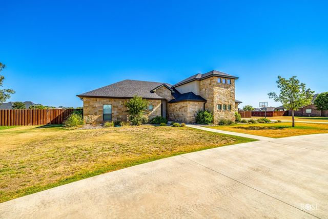 8214 Waterloo Drive, San Angelo, TX 76905