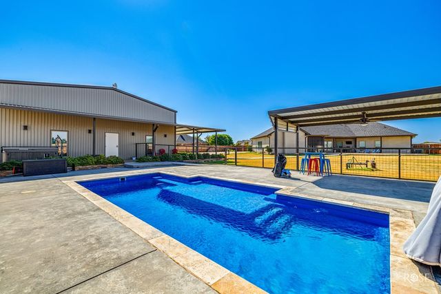 8214 Waterloo Drive, San Angelo, TX 76905