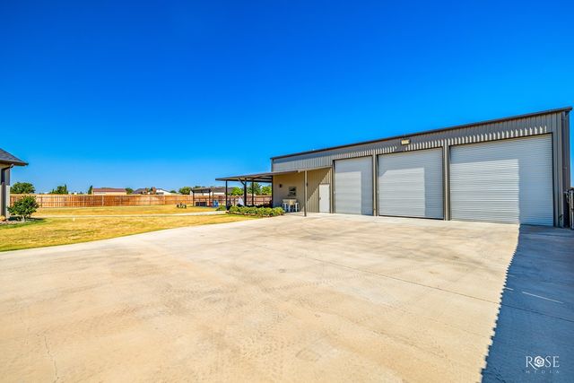 8214 Waterloo Drive, San Angelo, TX 76905