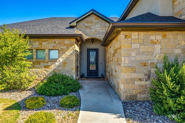 8214 Waterloo Drive, San Angelo, TX 76905