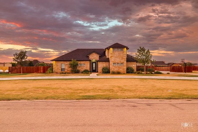 8214 Waterloo Drive, San Angelo, TX 76905