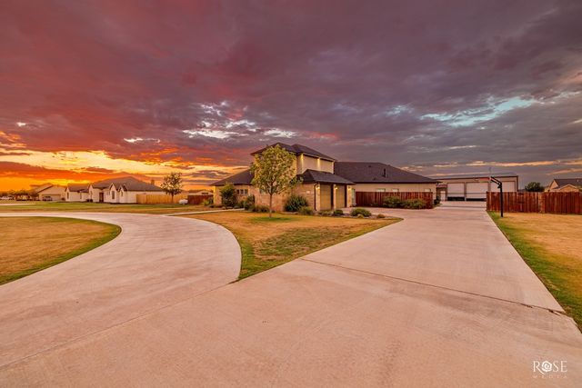 8214 Waterloo Drive, San Angelo, TX 76905
