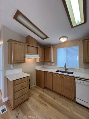 24200 Walnut 34, Torrance, CA 90501