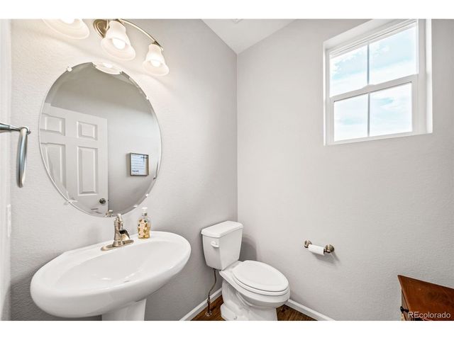 9300 Dunraven St, Arvada, CO 80007