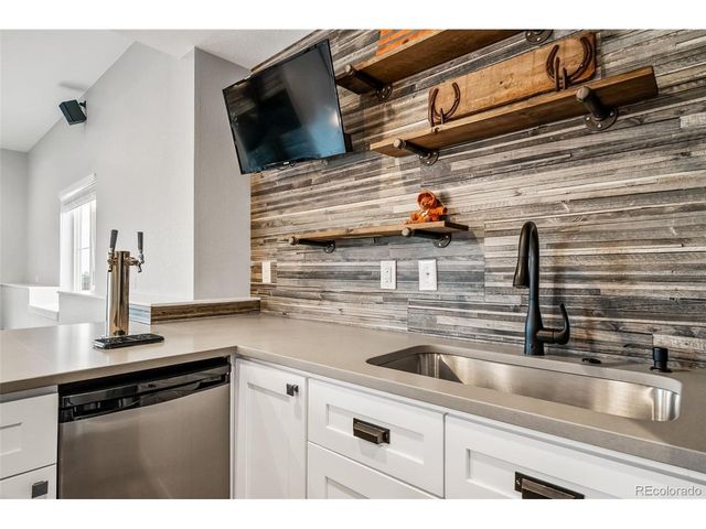 9300 Dunraven St, Arvada, CO 80007