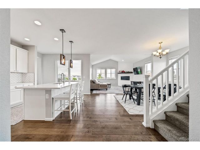9300 Dunraven St, Arvada, CO 80007