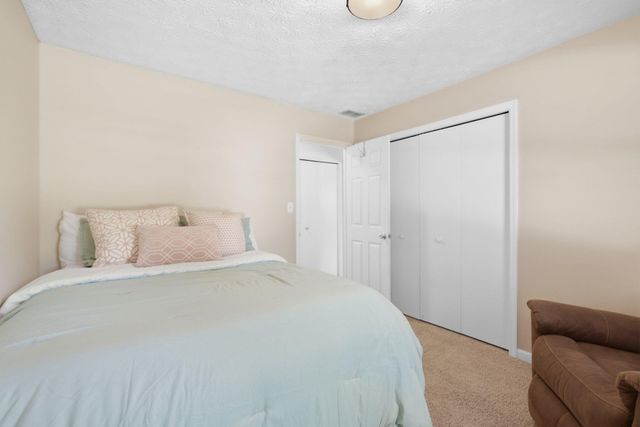 952 Gregory Way, Lexington, KY 40514