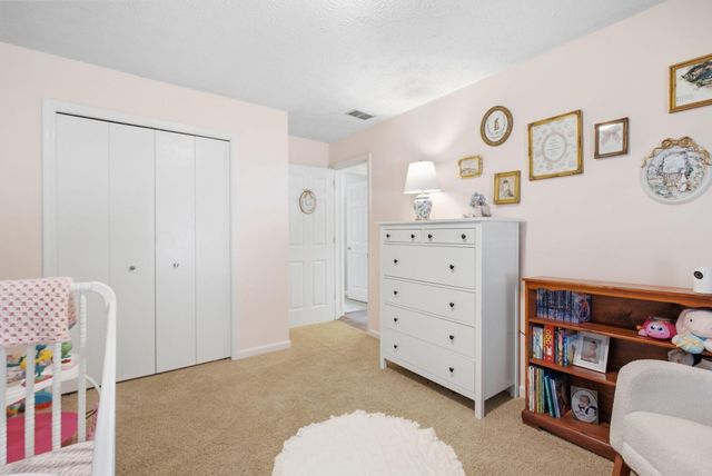 952 Gregory Way, Lexington, KY 40514