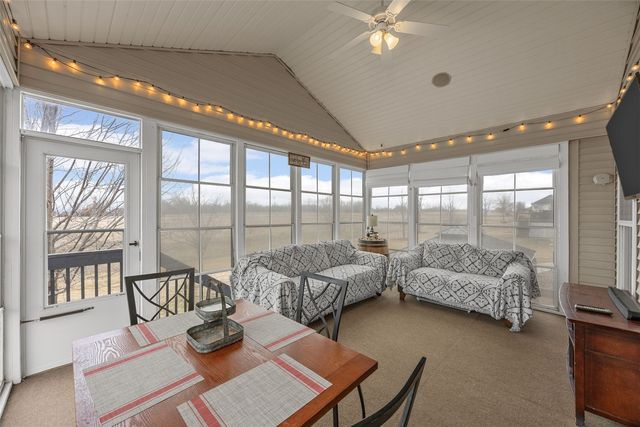 1577 Hunters Field Lane, Marion, IA 52302