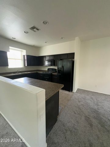 7738 W PIPESTONE Place, Phoenix, AZ 85035