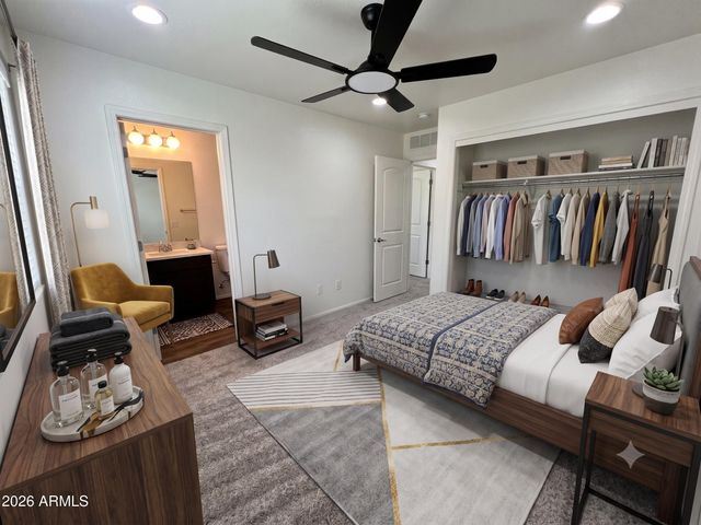 7738 W PIPESTONE Place, Phoenix, AZ 85035