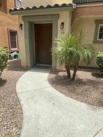 7738 W PIPESTONE Place, Phoenix, AZ 85035
