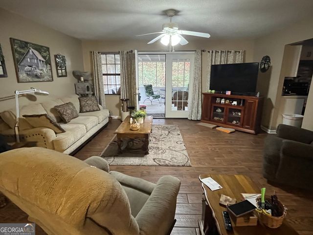 33 E Kenora Drive SW, Rome, GA 30165