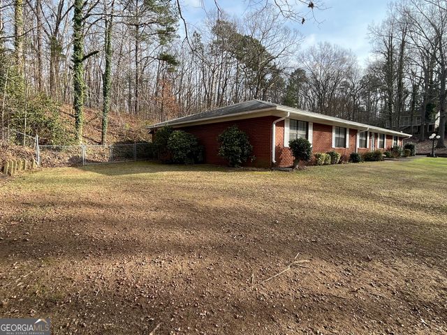 33 E Kenora Drive SW, Rome, GA 30165