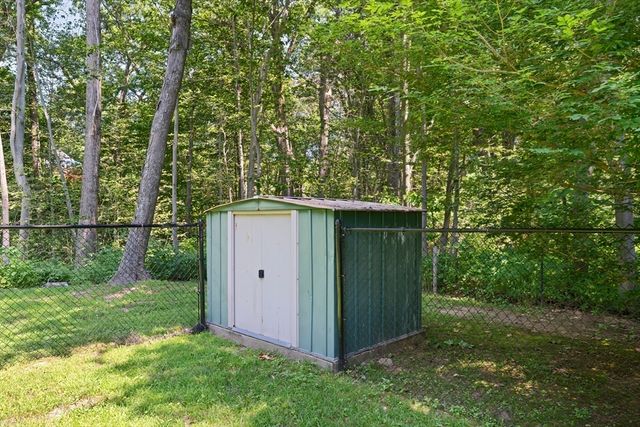 10 Mayflower Path, Wayland, MA 01778
