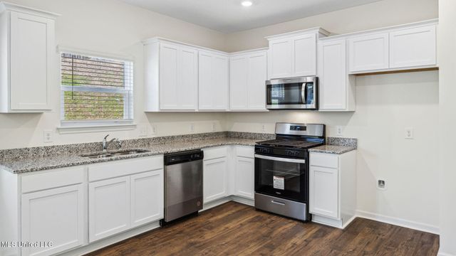 27 Jepson Street, Byhalia, MS 38611