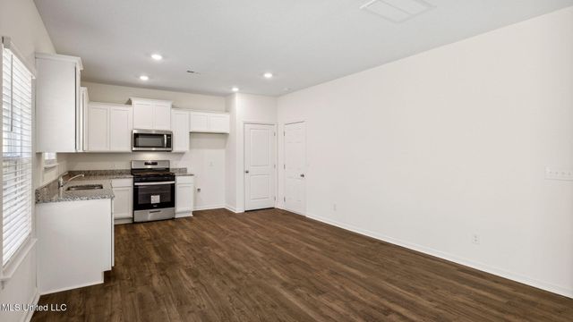 27 Jepson Street, Byhalia, MS 38611