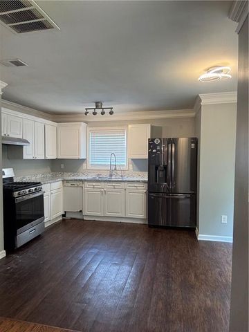 1143 Memory Lane, Lawrenceville, GA 30044