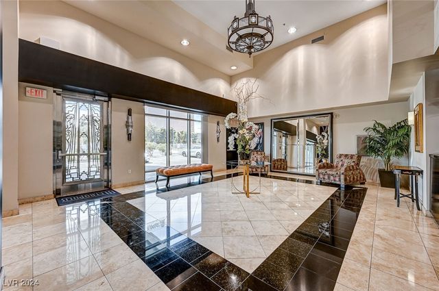 360 East Desert Inn Road 1402, Las Vegas, NV 89109