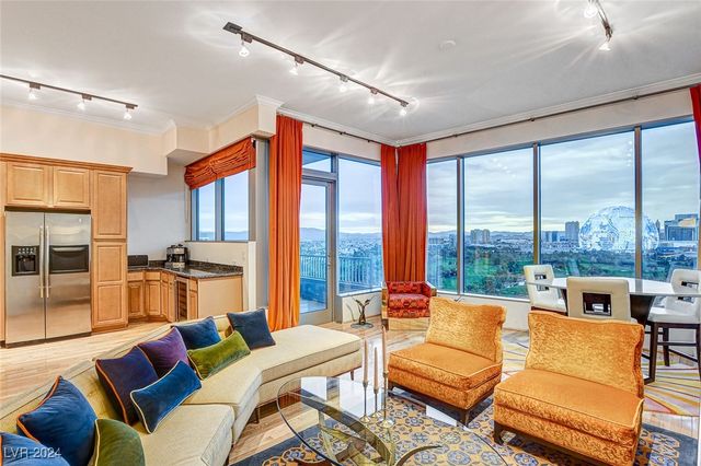 360 East Desert Inn Road 1402, Las Vegas, NV 89109