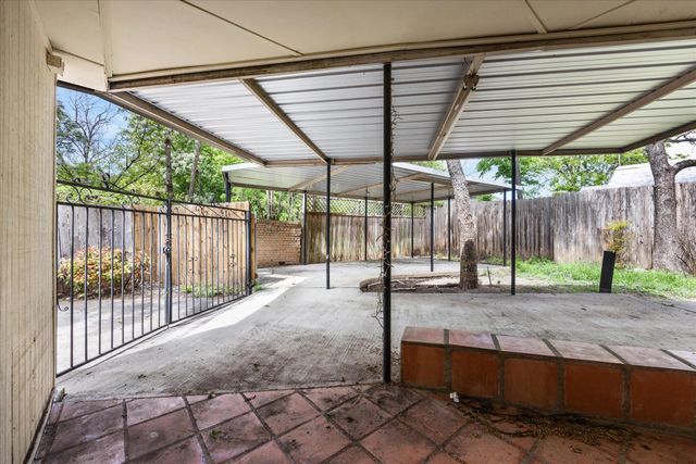 2404 E 14th ST, Austin, TX 78702