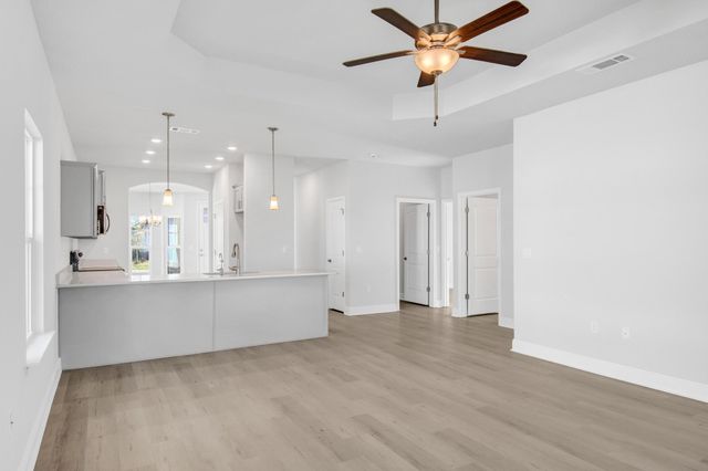 586 Alleyoak Lane Lot 43-2, Freeport, FL 32439