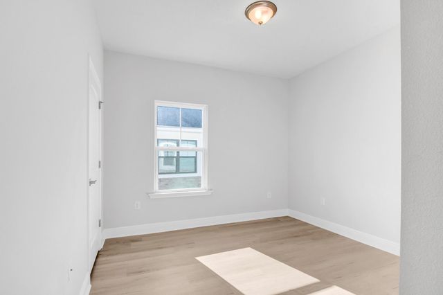 586 Alleyoak Lane Lot 43-2, Freeport, FL 32439