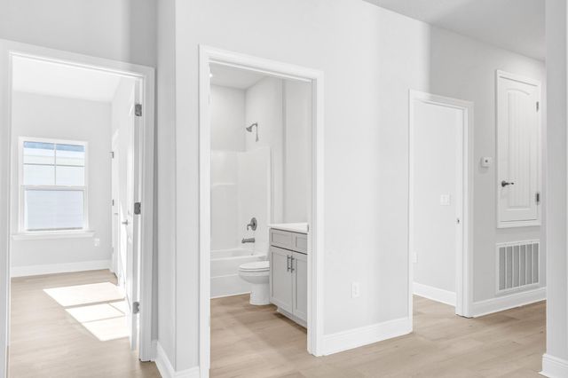 586 Alleyoak Lane Lot 43-2, Freeport, FL 32439