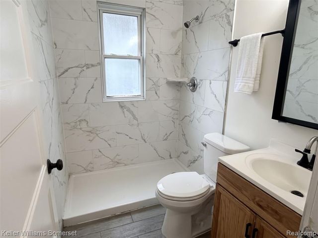 14219 Knox Avenue, Warren, MI 48089