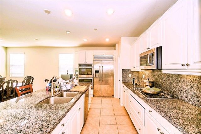 13288 Cactus Flower Street, Eastvale, CA 92880