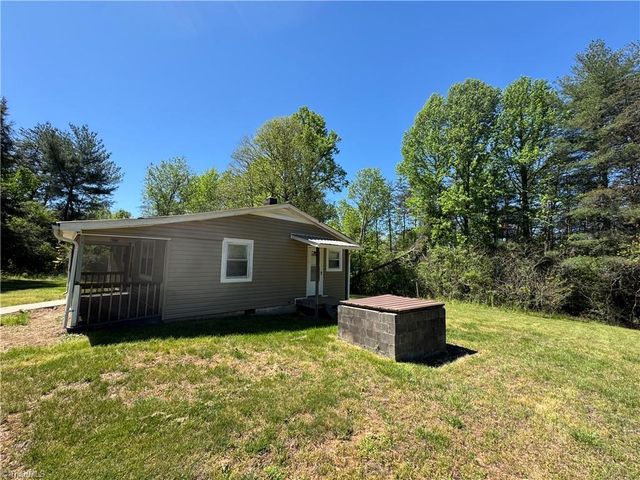 1460 Byrd Ridge Road, North Wilkesboro, NC 28659