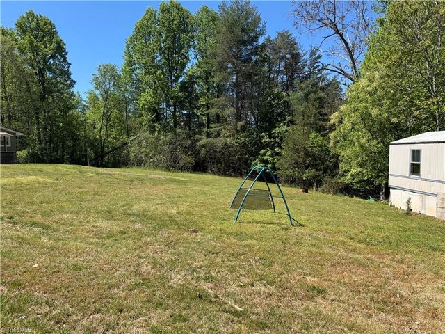 1460 Byrd Ridge Road, North Wilkesboro, NC 28659