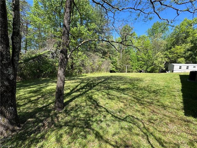 1460 Byrd Ridge Road, North Wilkesboro, NC 28659