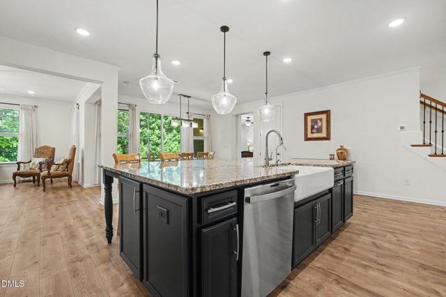 200 Wonderberry Way, Holly Springs, NC 27540