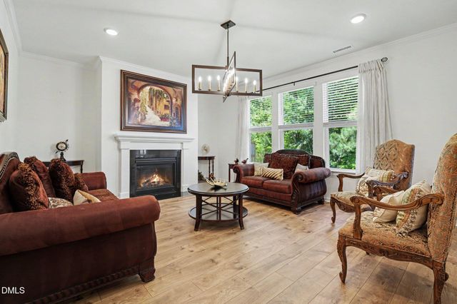 200 Wonderberry Way, Holly Springs, NC 27540