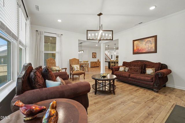 200 Wonderberry Way, Holly Springs, NC 27540