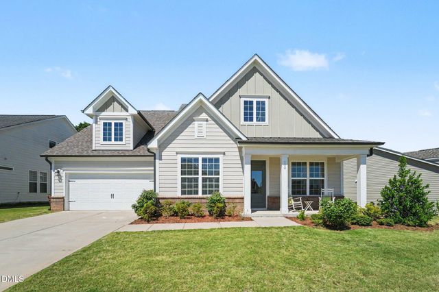200 Wonderberry Way, Holly Springs, NC 27540