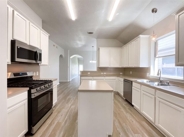 3014 Country Boy Court, Spring, TX 77373