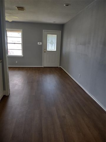 6027 Belneath Street, Houston, TX 77033