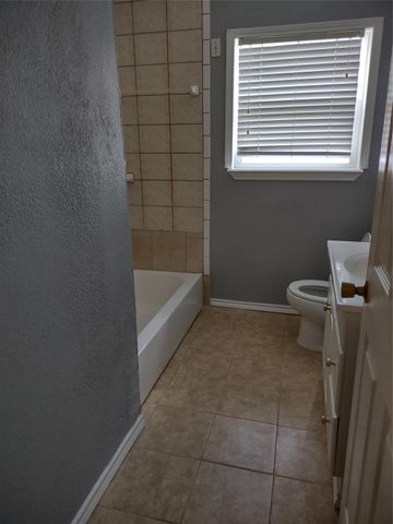6027 Belneath Street, Houston, TX 77033