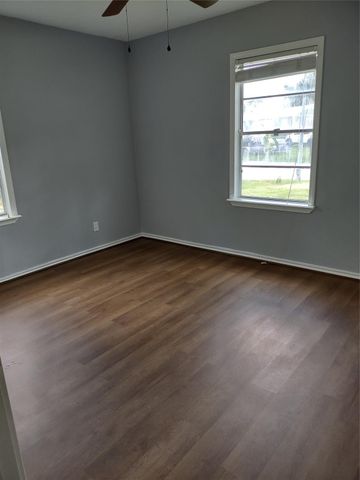 6027 Belneath Street, Houston, TX 77033