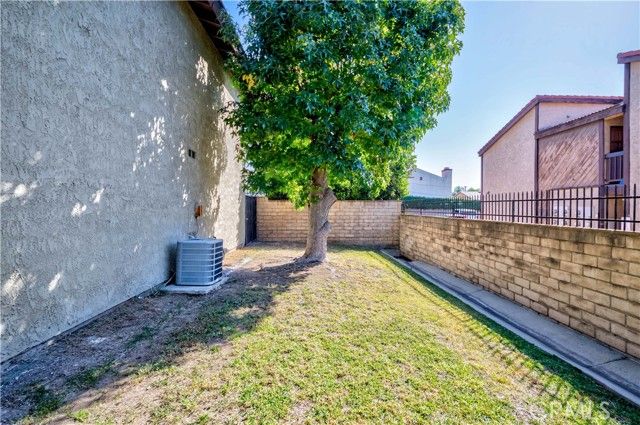 918 Huntington Dr O, Duarte, CA 91010