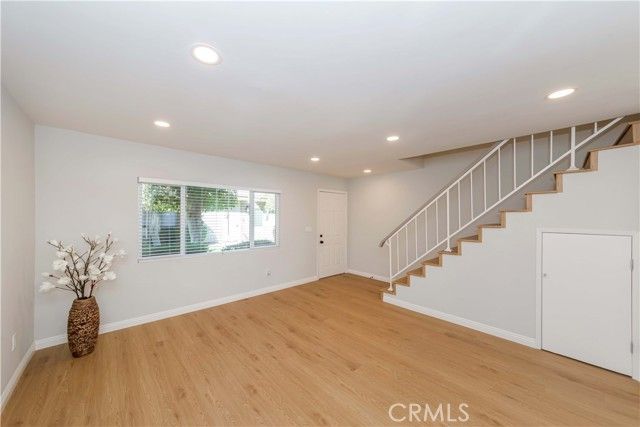 918 Huntington Dr O, Duarte, CA 91010