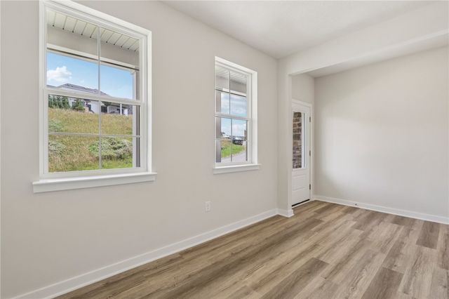 406 Barons Ct, Peters Twp, PA 15367