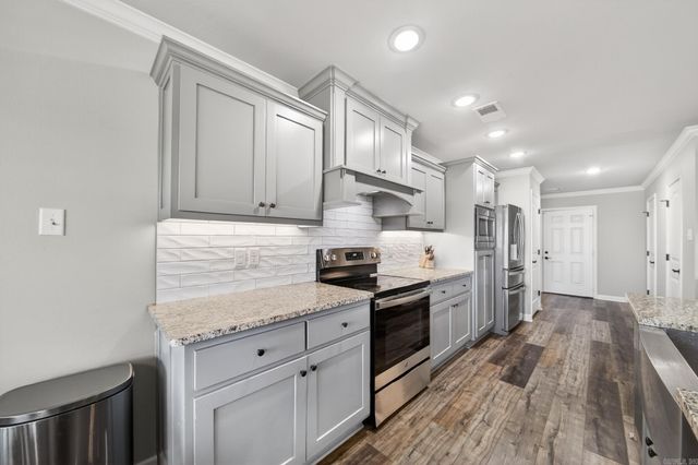 16 Cimarron Circle, Cabot, AR 72023