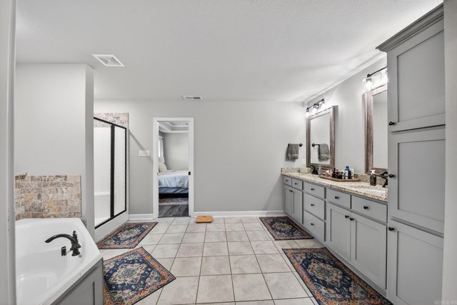 16 Cimarron Circle, Cabot, AR 72023